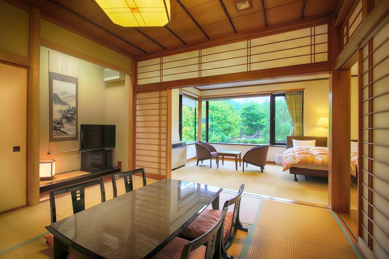 Hatago Tsubakiya Yamanakako Exterior photo
