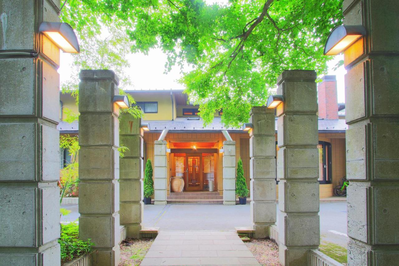 Hatago Tsubakiya Hotel Yamanakako Exterior photo